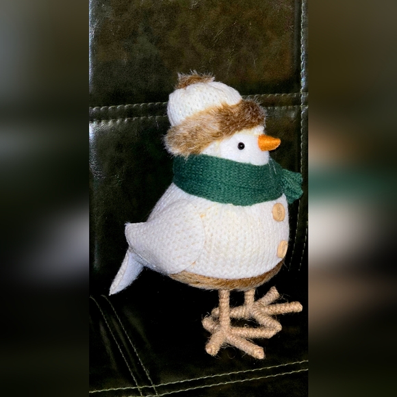 Target Wondershop Featherly Friends bird figurine, The Seasonal Knit Bird. - Picture 1 of 7